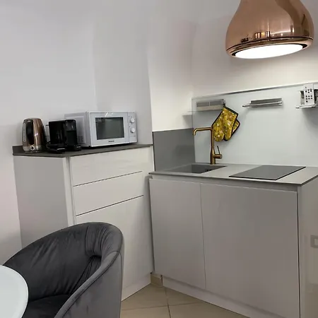 Violante House Apartment